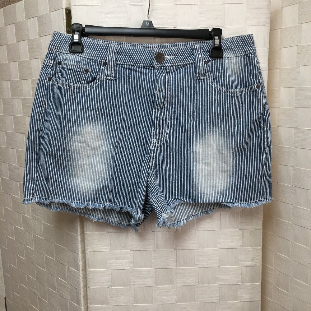 dickies denim striped cutoffs size 13